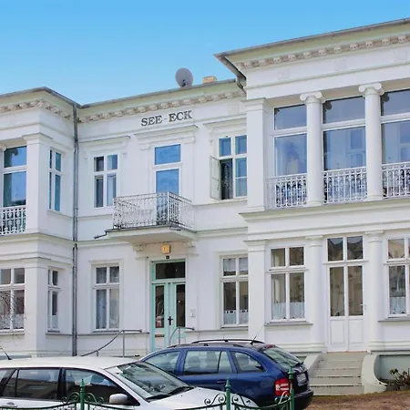 See-eck Im Zentrum Von Ahlbeck * 塞巴特黑灵斯多夫