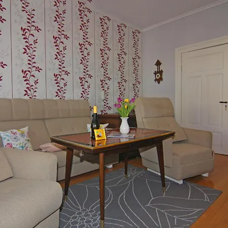 See-eck Im Zentrum Von Ahlbeck * 塞巴特黑灵斯多夫