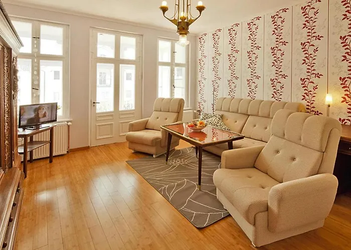 See-eck Im Zentrum Von Ahlbeck * Heringsdorf (Usedom)